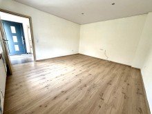 12 Ab ins Familiengl�ck ! Komplett sanierte DHH in Haunsheim !!!
