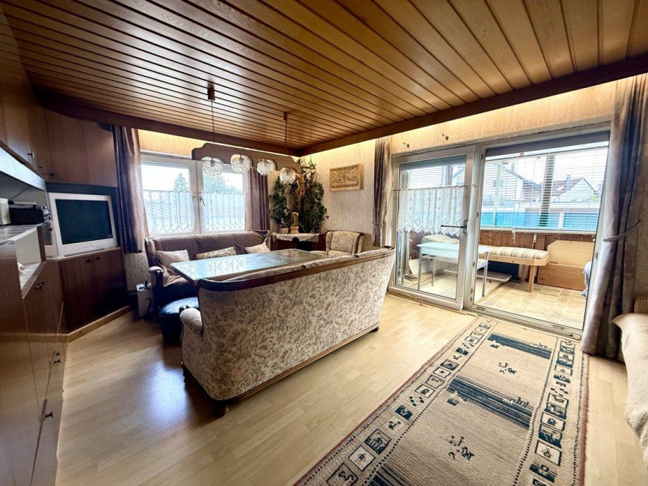 11 Einfamilienhaus Dunstelkingen