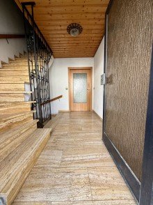 9 ! Bungalowartiges Ein- oder Zweifamilienhaus mit Ausbaureserve in Lutzingen!