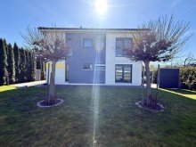 2 Ideal f�r Kapitalanleger! Traumhafte DHH mit Garten und Doppelgarage in Holzheim-Weisingen!