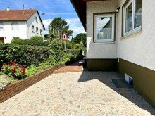 9 3,2,1 Meins! Tolles Zweifamilienhaus in sonniger Lage von Syrgenstein !