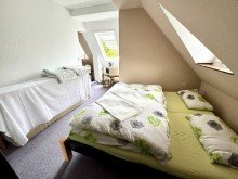 Schlafzimmer DG Historische Villa mit gro�em Grundst�ck in Top Lage von Schwarzenbach / Saale im Gebotsverfahren !