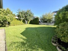 13 Attraktives Einfamilienhaus im Bungalow-Stil in Amerdingen. Modernisiert u. Sofort bezugsfertig!