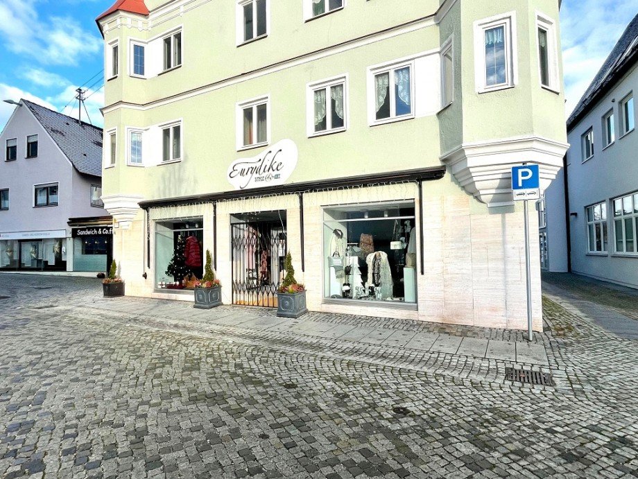 9 Haus H�chst�dt