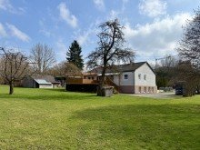 13 Einfamilienhaus mit Einliegerwohnung, Nebengeb�uden und 3600m2 Grund!