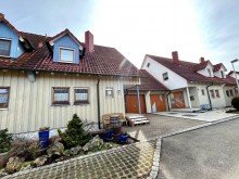 2 Das Raumwunder f�r die ganze Familie ! Traumhafte Doppelhaush�lfte in Bachhagel