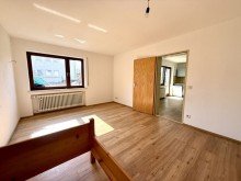 21 Liebe auf den ersten Klick! Einfamlienhaus mit Einliegerwohnung in Haunsheim!