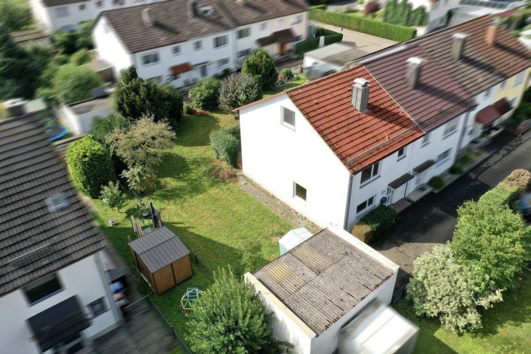 1 Lauingen Haus Traumhaftes Reiheneckhaus in exclusiver Lage von Lauingen, ein Raumwunder f�r die ganze Familie!