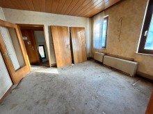 14 Wohn- und Gesch�ftshaus vor den Toren Giengen�s