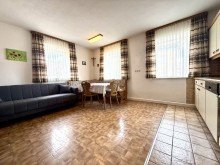 22 Einfamilienhaus mit gro�en Nebengeb�uden in Burghagel!