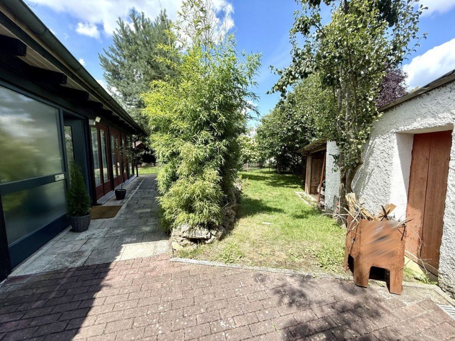 10 Haus M�dingen