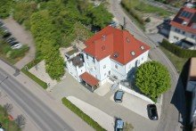 2 Attraktives Hotel/Pension mit Restaurant u. Biergarten in Traumlage von Donauw�rth!
