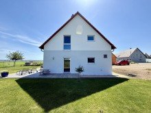 9 Traumhafter neuwertiger KFW-40 Familientraum in 1a Lage vor den Toren von N�rdlingen�s