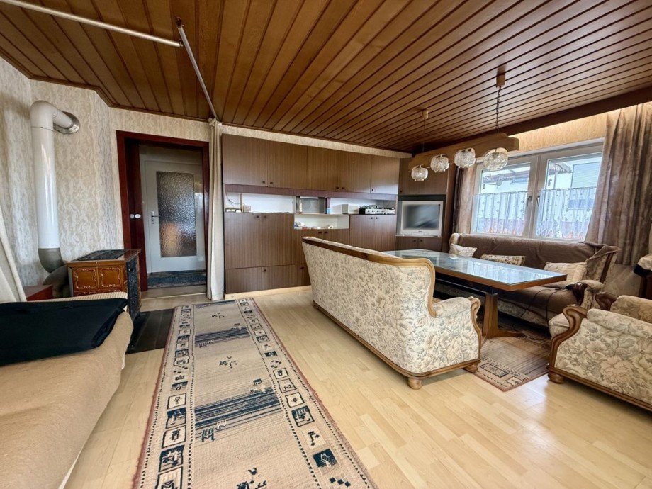 12 Einfamilienhaus Dunstelkingen