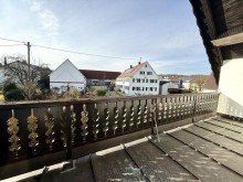 16 ! Bungalowartiges Ein- oder Zweifamilienhaus mit Ausbaureserve in Lutzingen!