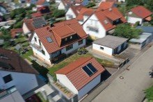 3 Traumhaftes Ein- bzw. Zweifamilienhaus in Syrgenstein! Ein Familiendomizil mit 3 Garagen