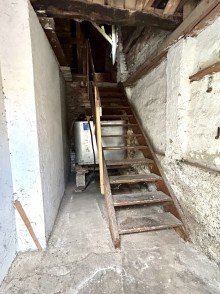14 Kleines Einfamilienhaus mitten in H�chst�dt !