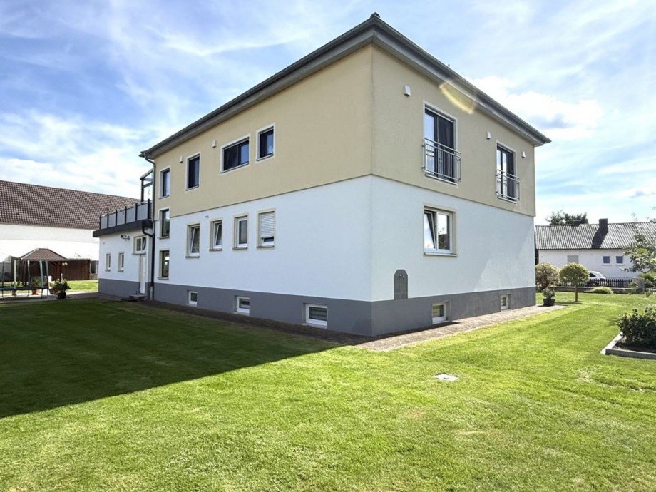 4 Zweifamilienhaus M�dingen