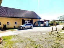42 Herrschaftliches Anwesen in Alleinlage -ideal als Reiterhof