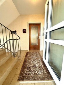 13 Ab ins Familiengl�ck! Zweifamilienhaus mit gro�em Grundst�ck in Bissingen!