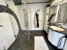 19 Exclusives Wohn- und Gesch�ftshaus mit Maschinenhalle / Werkstatt / PV und XXL Grundst�ck