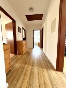 25 Einfamilienhaus mit Einliegerwohnung, Nebengeb�uden und 3600m2 Grund!