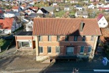 5 Wohn- und Gesch�ftshaus vor den Toren Giengen�s