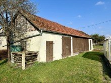 11 Familien und Pferdeliebhaber aufgepasst! Einfamilienhaus mit Stadel, Garagen und angrenzender Wiese!