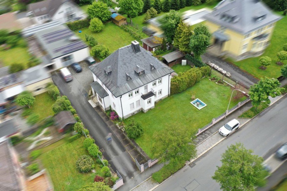 Komplettansicht S�d-West Haus Schwarzenbach an der Saale