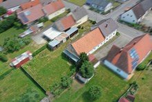 16 Gro�es Einfamilienhaus m. Nebengeb�uden in toller Lage von Holzheim-Weisingen!
