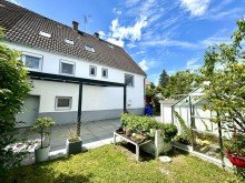 5 Ab ins Familiengl�ck ! Komplett sanierte DHH in Haunsheim !!!