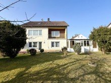 2 Ein- /Zweifamilienhaus in Traumlage von Lauingen! Gro�es Grundst�ck, 2 Garagen u. vieles mehr!