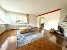 19 Attraktives Einfamilienhaus im Bungalow-Stil in Amerdingen. Modernisiert u. Sofort bezugsfertig!