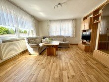 12 Wohnen, Tierhaltung u. Arbeiten an einem Ort ? Zweifamilienhaus mit XXL Grundt�ck in Haunsheim !