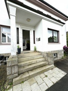 Eingang Historische Villa mit gro�em Grundst�ck in Top Lage von Schwarzenbach / Saale im Gebotsverfahren !