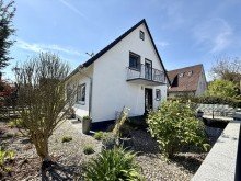 6 Liebe auf den ersten Klick! Familienfreundliches Einfamilienhaus in Traumlage von Dillingen!