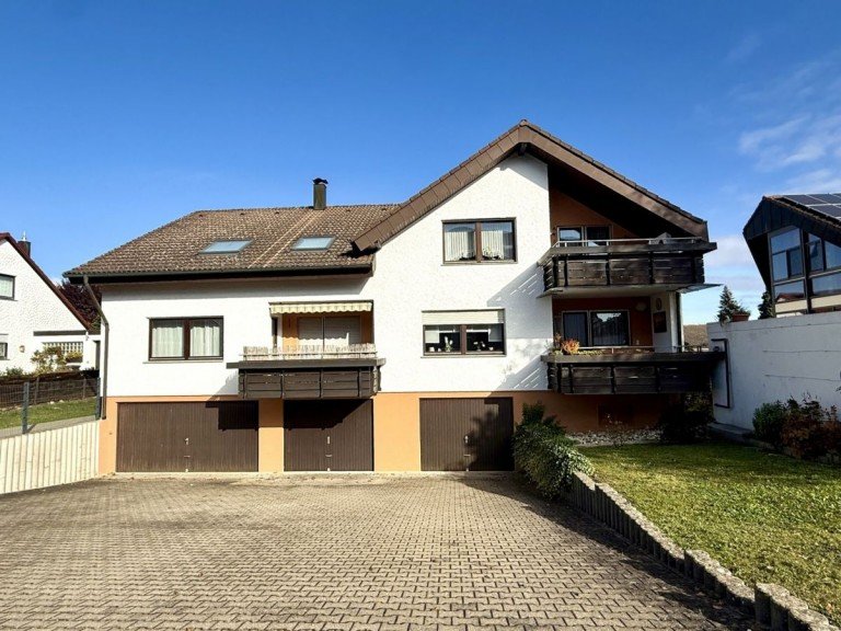 1 Giengen Dachgeschosswohnung 365 Tage in bester Lage! Tolle 3-Zimmerwohnung im Herzen von Giengen a. d. Brenz!