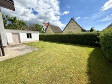9 Attraktives Einfamilienhaus mit tollem Grundst�ck in Landshausen!