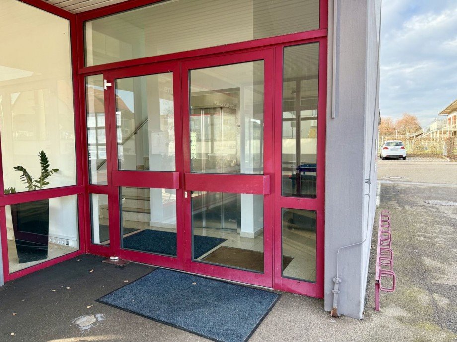 6 B�rofl�che Lauingen