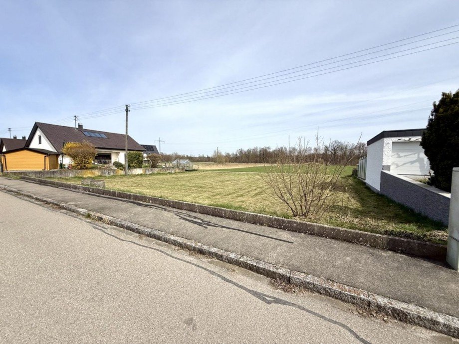 8 Wohngrundst�ck Gundelfingen