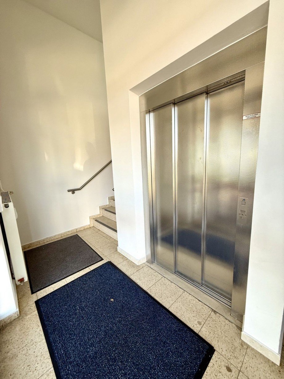 7 B�rofl�che Lauingen