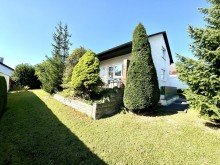 9 Ab ins Familienhgl�ck ! Traumhaftes Ein-/Zweifamilienhaus in Bachhagel !