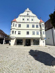 5 Wohn- u. Gesch�ftshaus direkt am Marktplatz von H�chst�dt! Absolute Best-Lage!