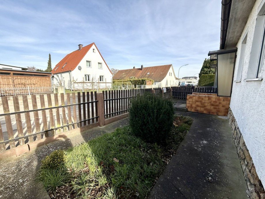 9 Doppelhaush�lfte Dillingen