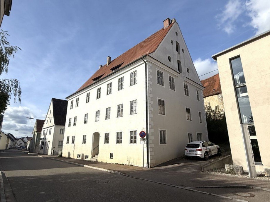 2 Mehrfamilienhaus Bissingen