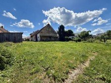 12 Gro�es Einfamilienhaus m. Nebengeb�uden in toller Lage von Holzheim-Weisingen!