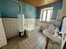 15 Ihr neuer Bauernhof in Bachhagel! Einfamilienhaus mit Nebengeb�uden u. gro�em Grundst�ck!