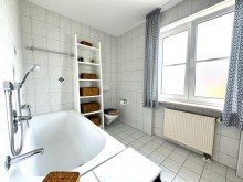 20 Traumhaftes Reihenhaus in Spitzenlage von Bachhagel !!!