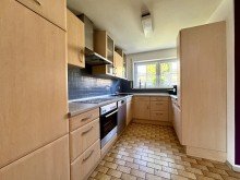 18 Ab ins Familienhgl�ck ! Traumhaftes Ein-/Zweifamilienhaus in Bachhagel !