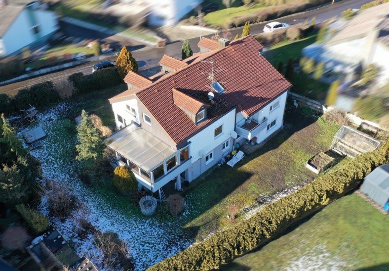 1 Sontheim Mehrfamilienhaus Volltreffer! Attraktives 3-Familienhaus in Traumlage von Sontheim a. d. Brenz!